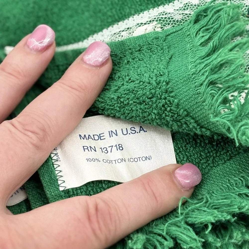 Vtg Lot Of 3 Green‎ Christmas Finger Tip Hand Guest Towels Embroidered Noel Pooh
